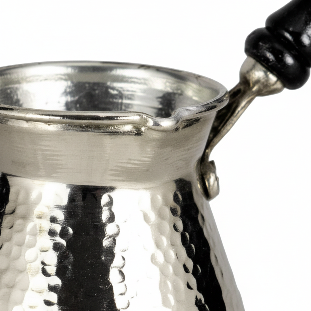 Antep nickel topak 300ml cezve macro texture