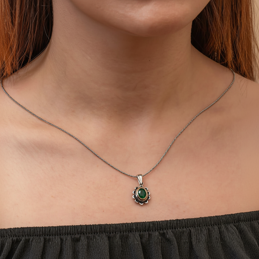 Silver Green Stone Flower Authentic Women's Necklace - Model