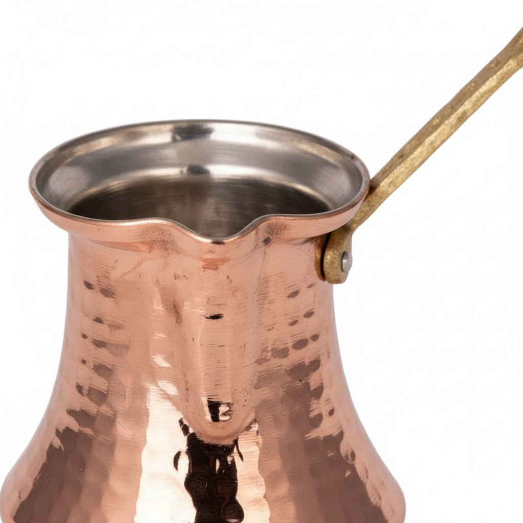 Kervan 430ml copper cezve macro texture
