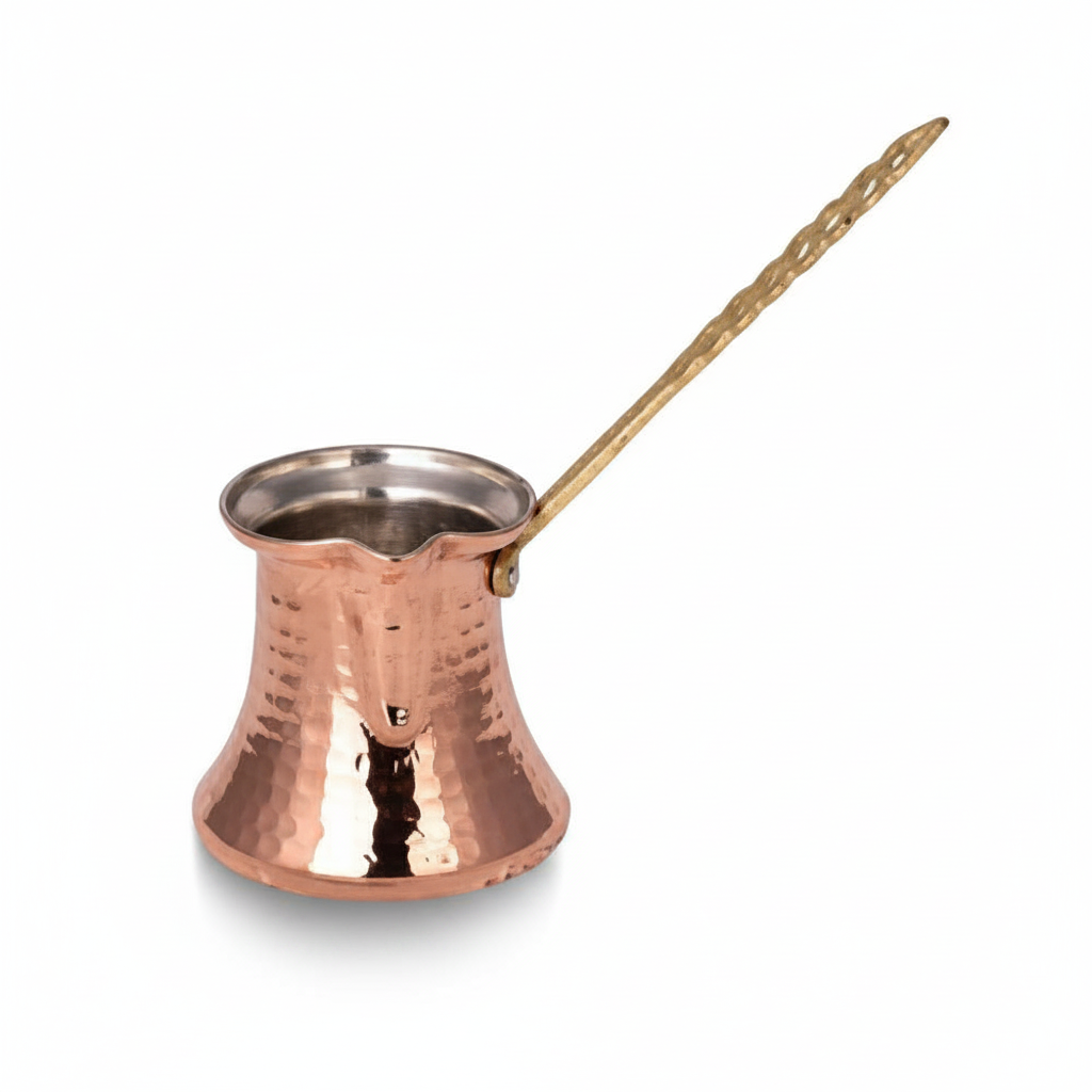 Kervan 430ml copper cezve white background