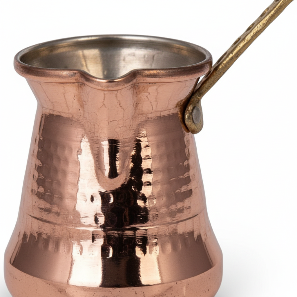 Sultan Thin 550ml brass handle copper cezve macro texture