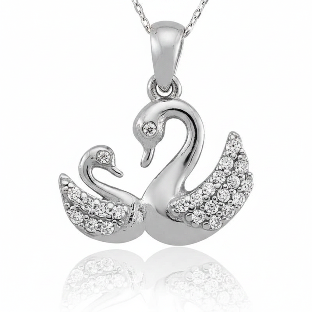 Silver Swan Women's Necklace - Macro