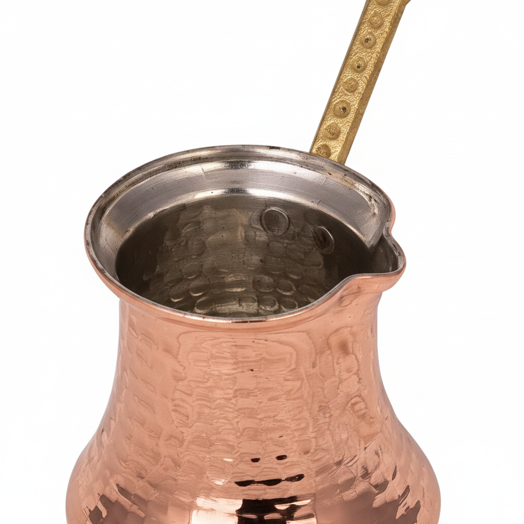 Kervan Thick 320ml copper cezve macro texture